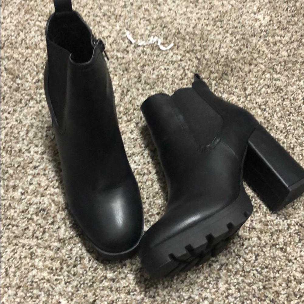 Madden Girl boots